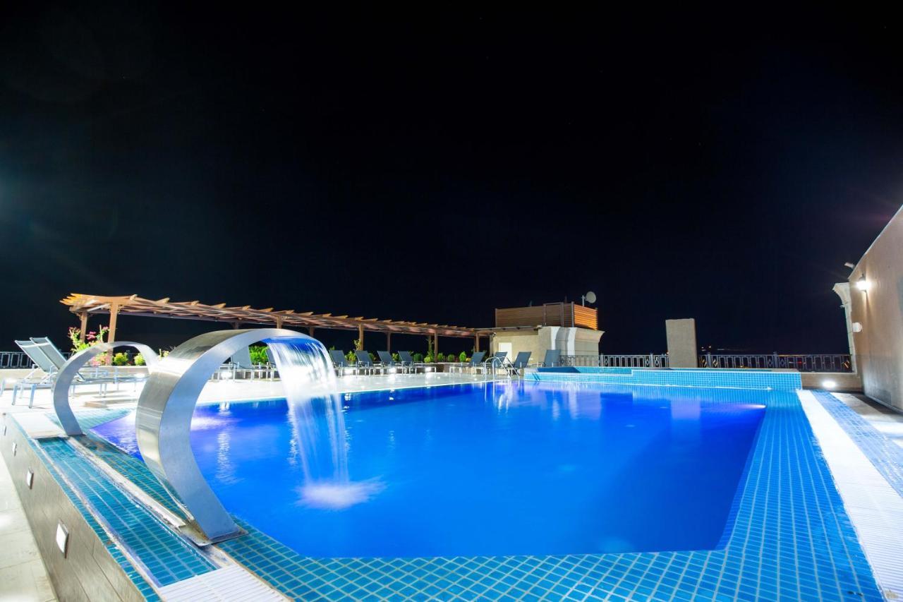 Petra Moon Luxury Hotel Wadi Musa Exteriör bild